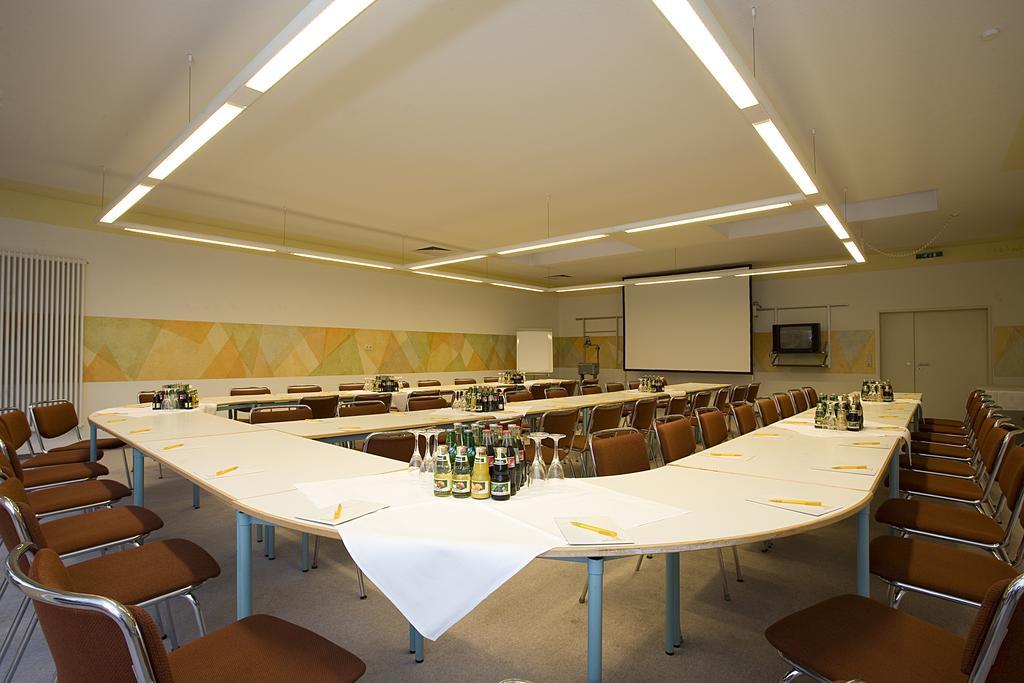 Ringhotel Residenz Wittmund Buitenkant foto