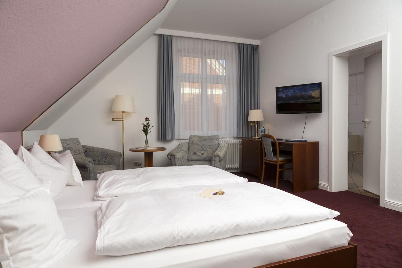 Ringhotel Residenz Wittmund Buitenkant foto